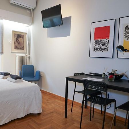 Comfy Studio Apartment Very Close To City Centre Athen Exterior foto