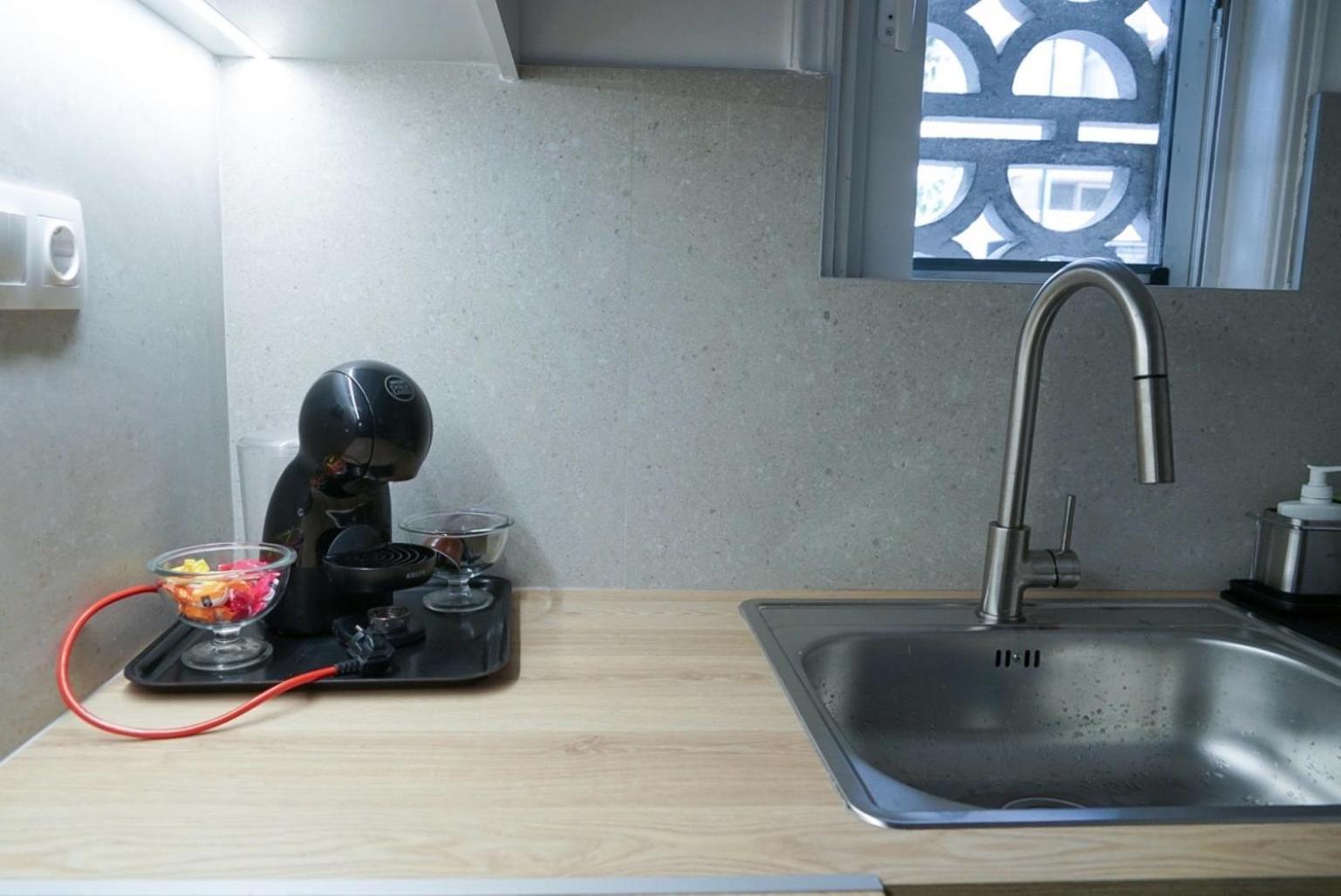 Comfy Studio Apartment Very Close To City Centre Athen Exterior foto